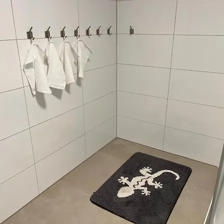 Neu! Moderne In Boenen Apartman